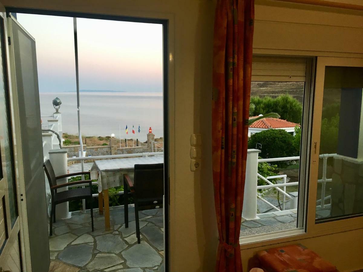 Mabella Beach Plati  Buitenkant foto